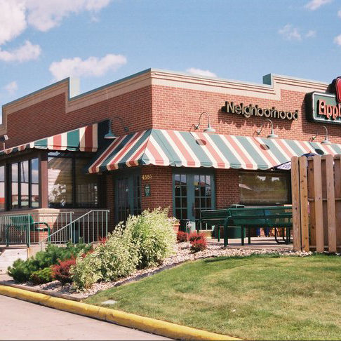 mosher-landscaping-commercial-applebees